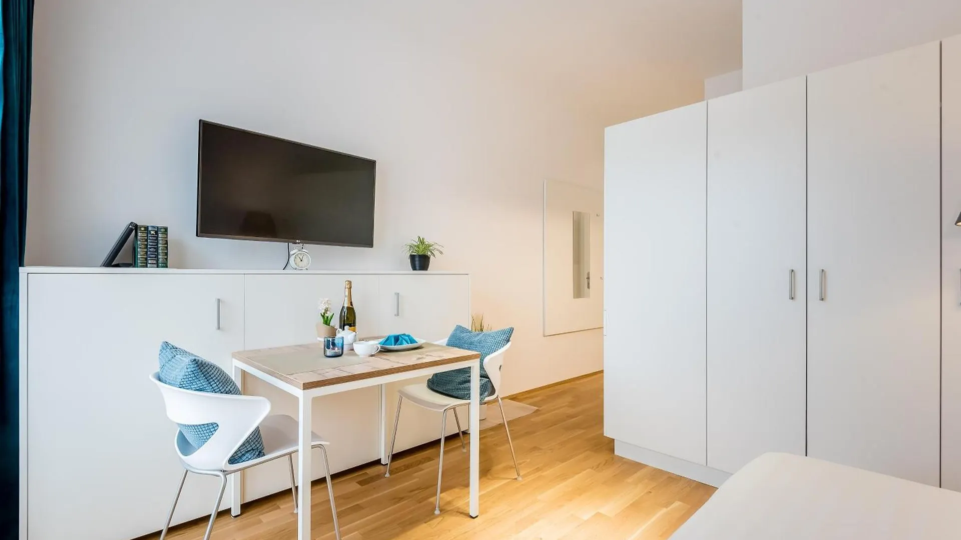 Serviced Apartment Muenchen-Messe/G 0*, Munich